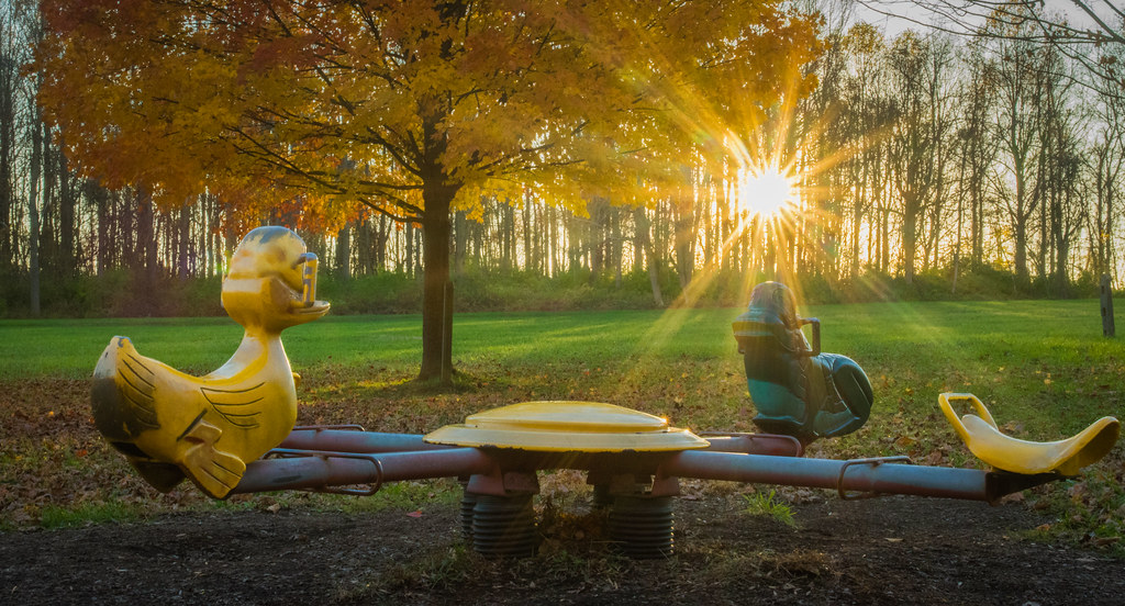 Park miejski w Lublinie z miejscem do zabawy